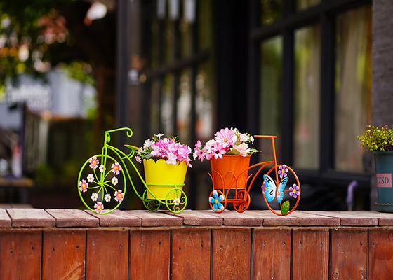 Multiple Design Metal Garden Pot Home Furnishings Customizable